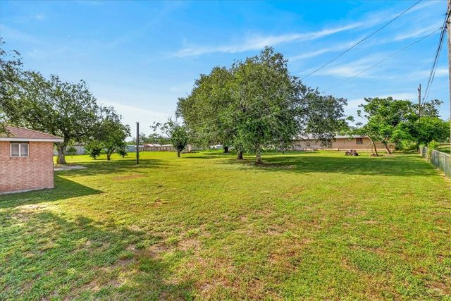 3995 Saddle, Robstown, TX 78380