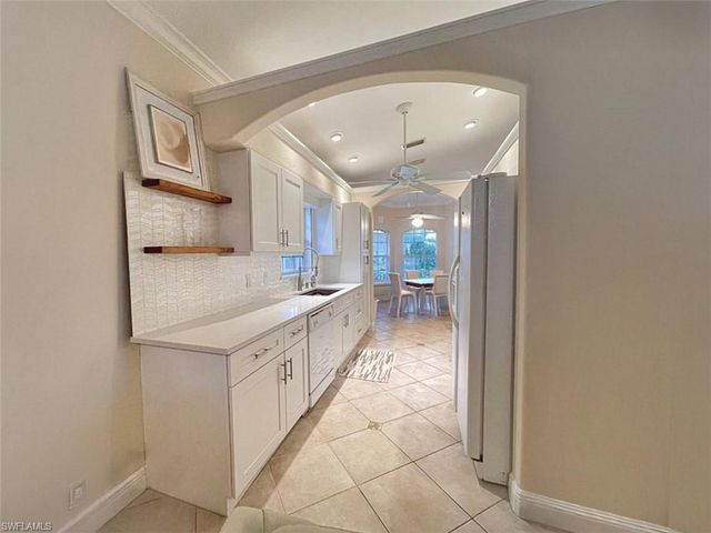 815 96th AVE N, Naples, FL 34108