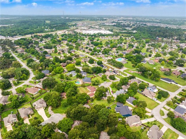 10802 Estelle Circle, Montgomery, TX 77356