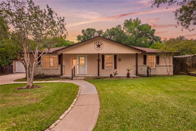 10802 Estelle Circle, Montgomery, TX 77356