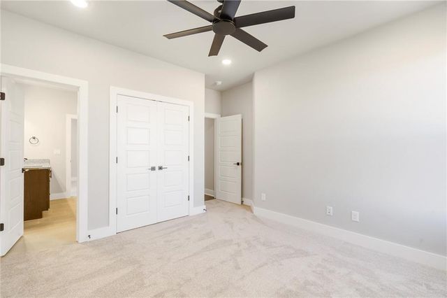 1910 Peacock Road, Centerton, AR 72719