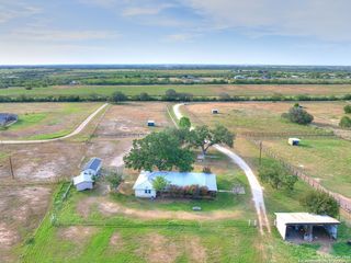 17188 Wildhorse Pass, Marion, TX 78124