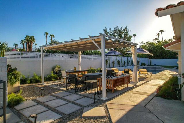 74797 S Cove Drive, Indian Wells, CA 92210