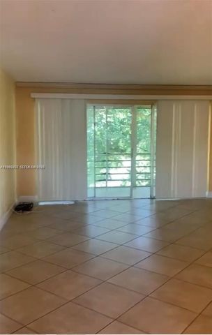 8380 Sands Point Boulevard J308, Tamarac, FL 33321