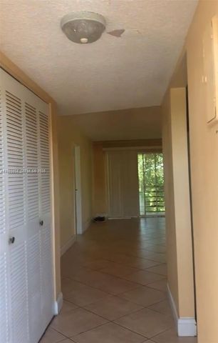 8380 Sands Point Boulevard J308, Tamarac, FL 33321