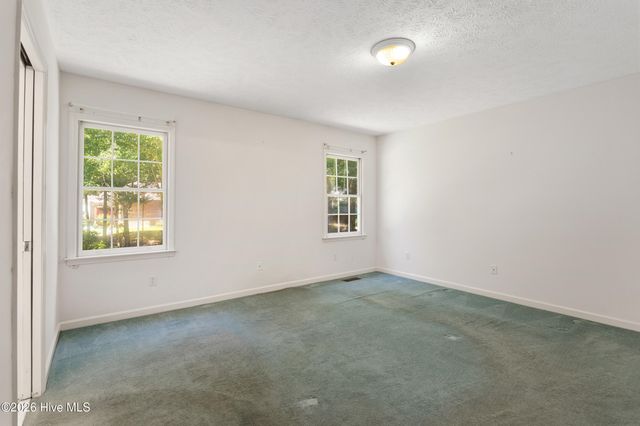 140 Pintail Lane, Rocky Point, NC 28457
