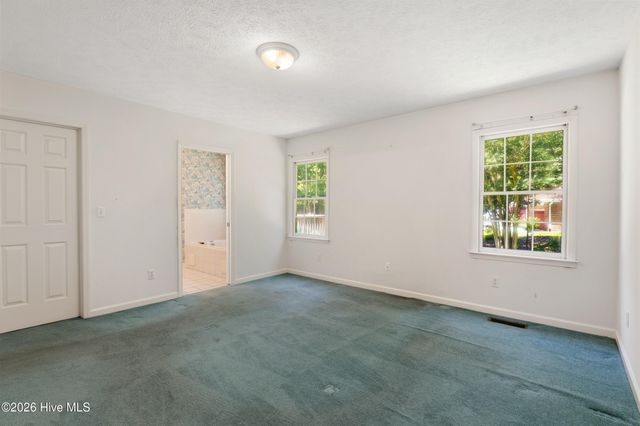 140 Pintail Lane, Rocky Point, NC 28457