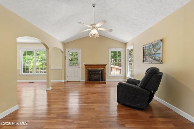 140 Pintail Lane, Rocky Point, NC 28457