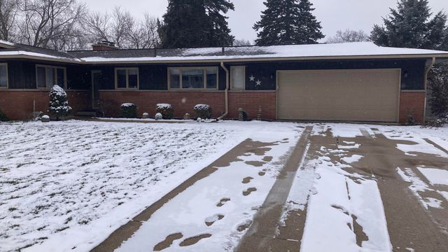 51 Lakeside Drive, Battle Creek City, MI 49015