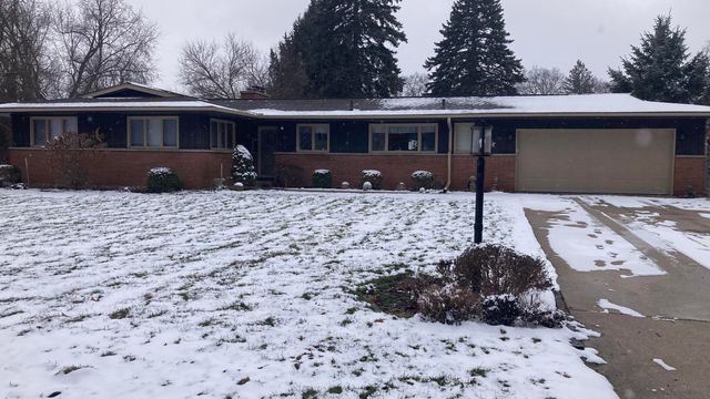 51 Lakeside Drive, Battle Creek City, MI 49015