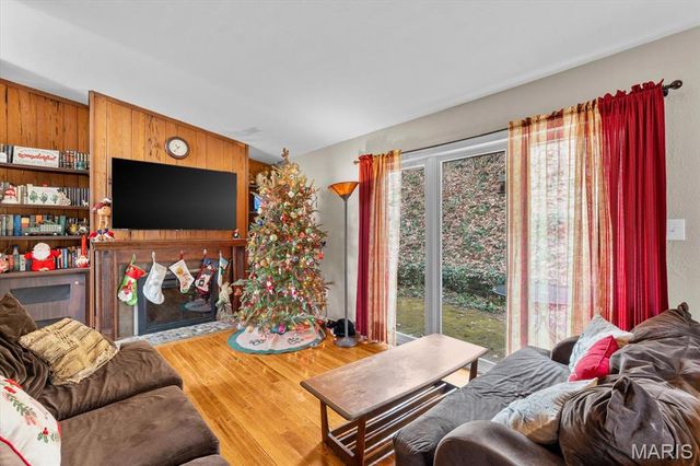 24 Smalling Court, Belleville, IL 62223