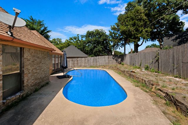 3506 Ruidoso Drive, Arlington, TX 76017