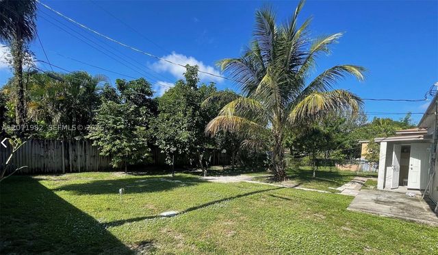 15760 NE 18th Ct, North Miami Beach, FL 33162