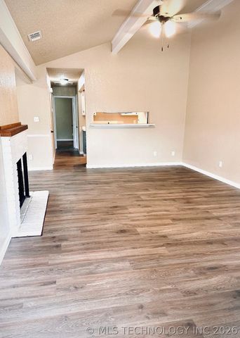 10928 E 16th Street, Tulsa, OK 74128