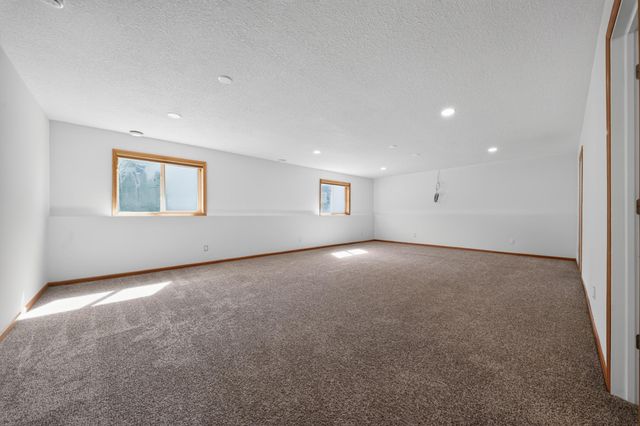 1088 161st Lane NW, Andover, MN 55304