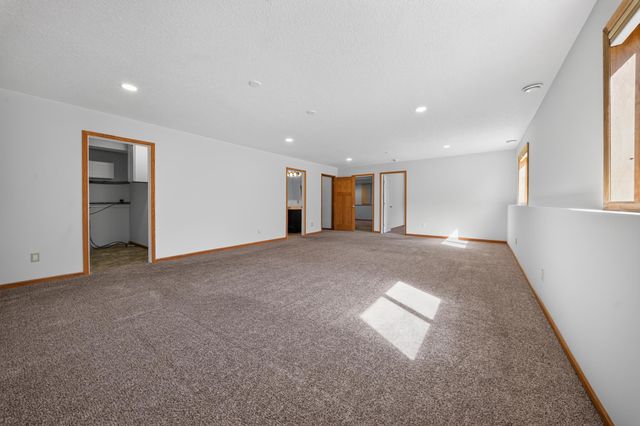 1088 161st Lane NW, Andover, MN 55304