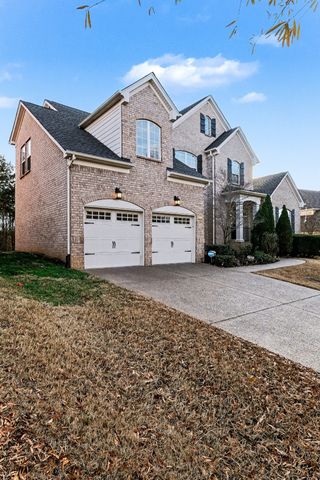 8816 Caswick Ct, Nolensville, TN 37135