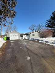 6381 Wendover Road, Eaton, NY 13310