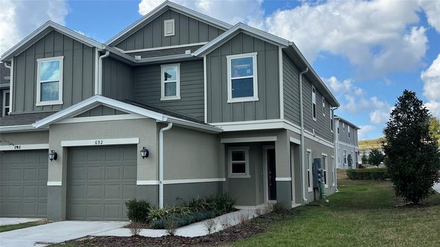 692 STONEY POINT CIRCLE, Davenport, FL 33896