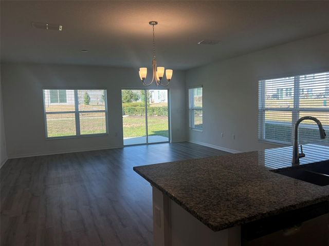 692 STONEY POINT CIRCLE, Davenport, FL 33896