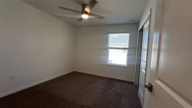 692 STONEY POINT CIRCLE, Davenport, FL 33896