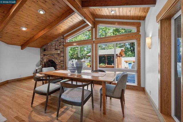 2216 Blackstone Dr, Walnut Creek, CA 94598