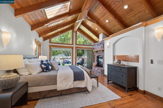 2216 Blackstone Dr, Walnut Creek, CA 94598