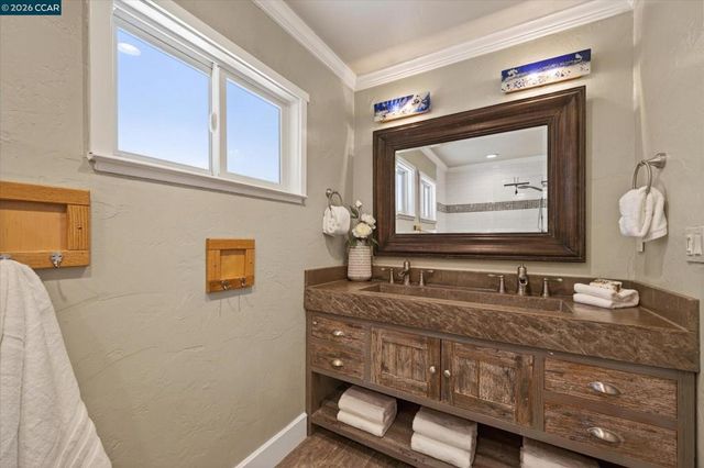 2216 Blackstone Dr, Walnut Creek, CA 94598