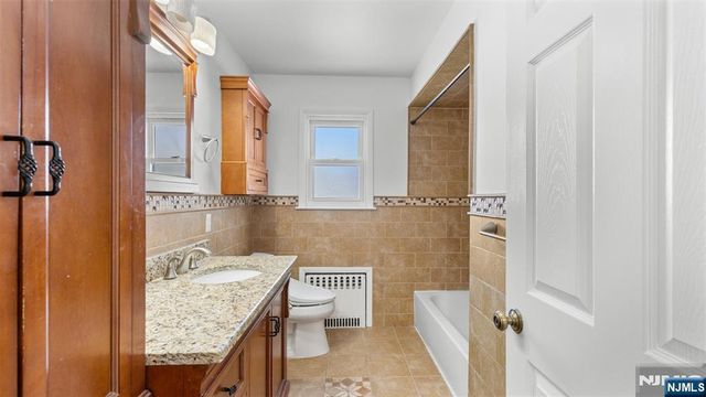 767 Clark Avenue 2, Ridgefield, NJ 07657