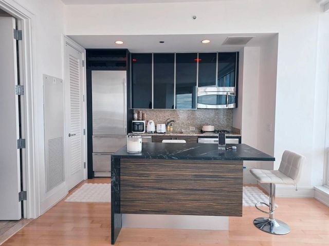 401 N Wabash Avenue 79C, Chicago, IL 60611