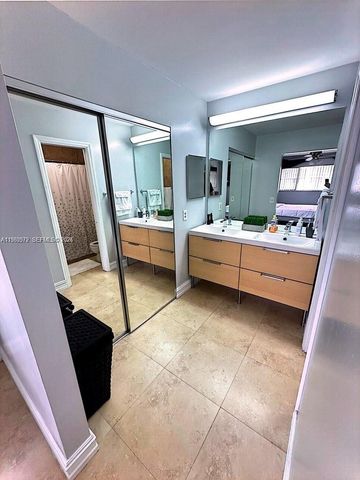 9729 Hammocks Blvd 207E, Miami, FL 33196