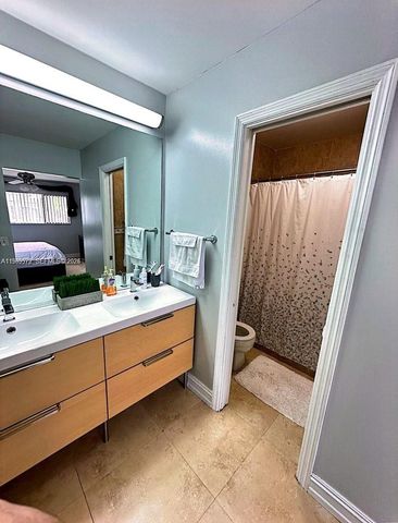 9729 Hammocks Blvd 207E, Miami, FL 33196