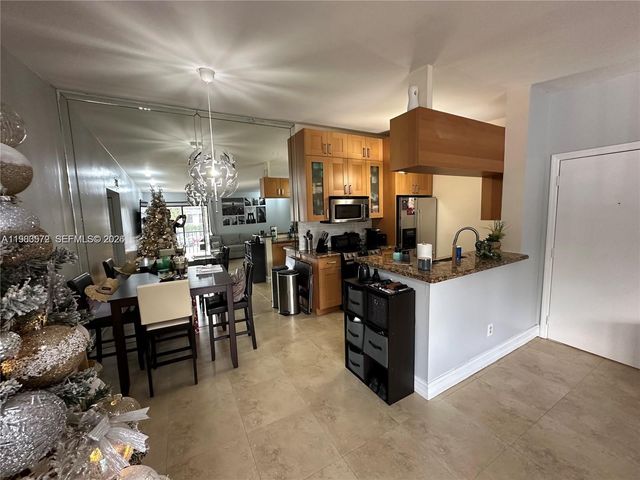 9729 Hammocks Blvd 207E, Miami, FL 33196