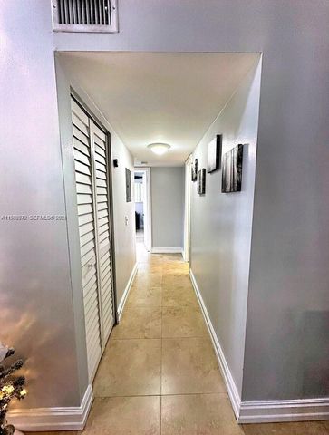 9729 Hammocks Blvd 207E, Miami, FL 33196