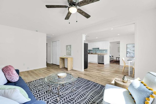 233 N Pandora Drive, Goose Creek, SC 29445