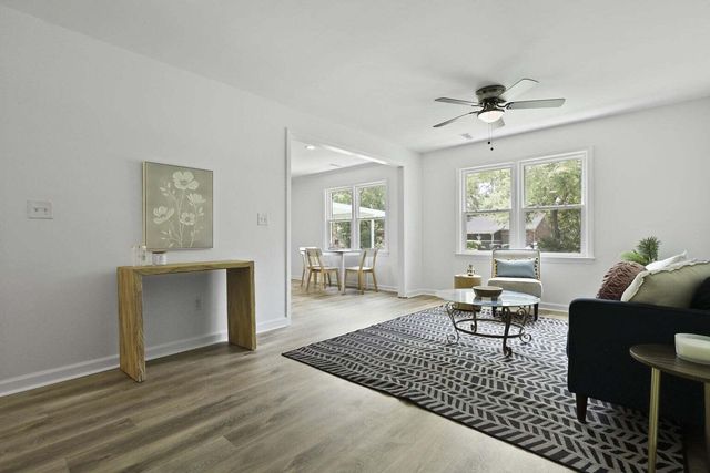 233 N Pandora Drive, Goose Creek, SC 29445