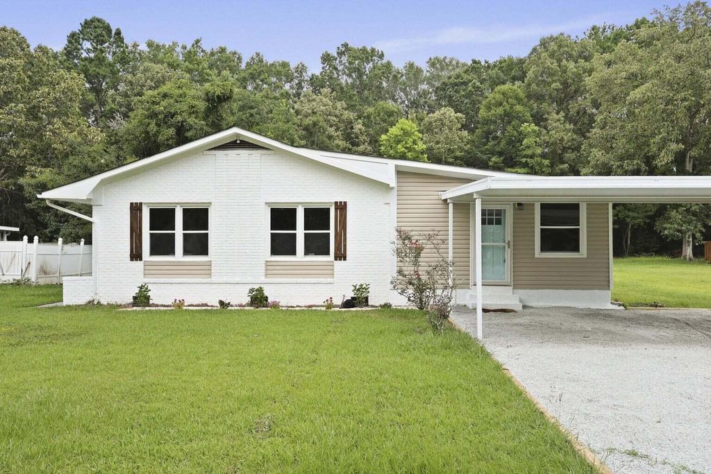 233 N Pandora Drive, Goose Creek, SC 29445