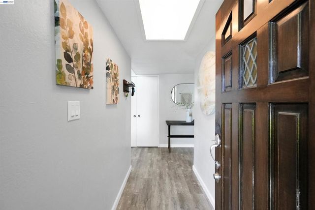 1727 Southgate St, Hayward, CA 94545