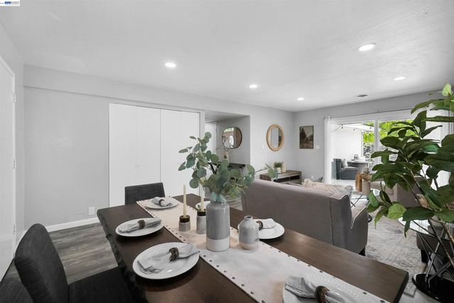 1727 Southgate St, Hayward, CA 94545