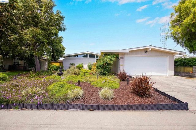 1727 Southgate St, Hayward, CA 94545