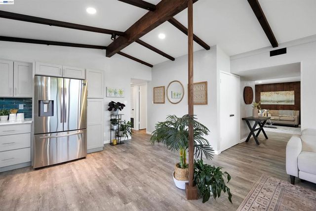 1727 Southgate St, Hayward, CA 94545
