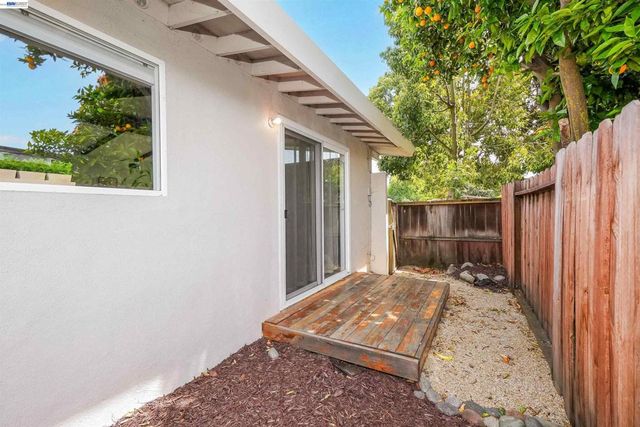 1727 Southgate St, Hayward, CA 94545