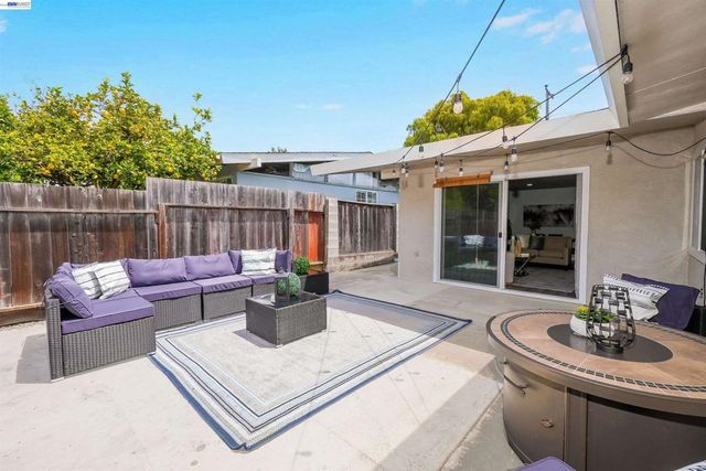 1727 Southgate St, Hayward, CA 94545