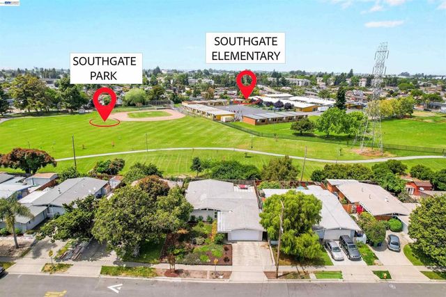 1727 Southgate St, Hayward, CA 94545