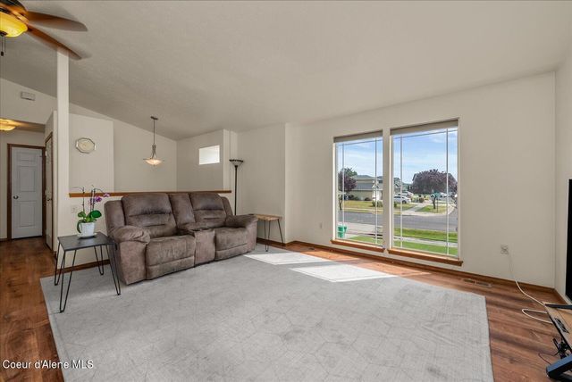 1104 S Antelope Ave, Spokane, WA 99224
