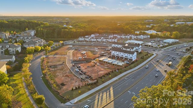 1820 Alexander Village Main Drive, Charlotte, NC 28262