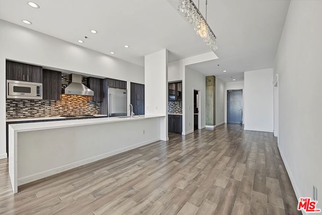 1111 S GRAND Avenue PH6, Los Angeles, CA 90015