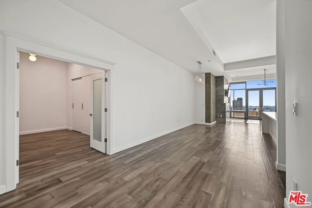 1111 S GRAND Avenue PH6, Los Angeles, CA 90015