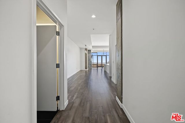 1111 S GRAND Avenue PH6, Los Angeles, CA 90015
