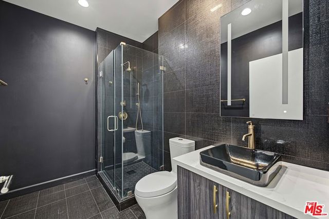 1111 S GRAND Avenue PH6, Los Angeles, CA 90015
